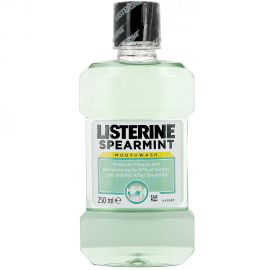 listerine-spearmint-GARGARA